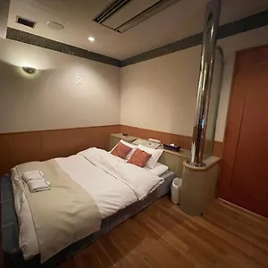 https://luxe-adult-only.alltokyohotels.com